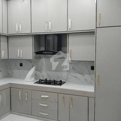 5 MARLA UPPER PORTION AVAILABLE FOR RENT 5 MARLA UPPER PORTION AVAILABLE FOR RENT