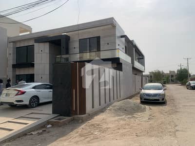20 Marla Corner Designer House For Sale Q Block, Wapda Town Phase 2, Multan