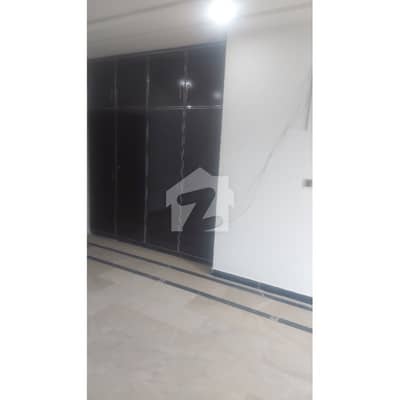 SHEHZAD TOWN HOUSE 4 BED 1ST FLOOR GOVT HIRING 9M. 76000