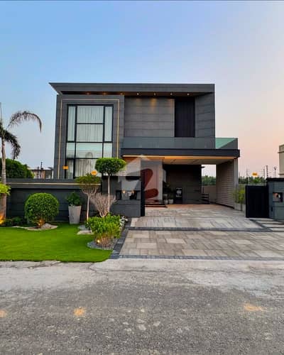 TOP-NOTCH HIGH-END LUXURY BUNGALOW | DHA PHASE 6 | PRIME LOCATION | 100% ORIGINAL DEAL