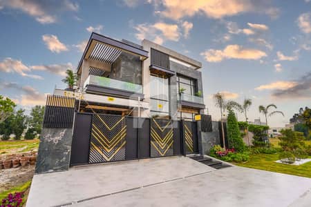 Swimming Pool, Home Theater 1 Kanal Full Basement, Full Furnished Luxury Bungalow For Sale