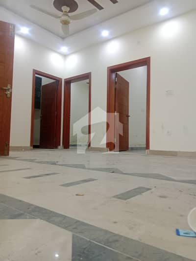 I-14/4 Upper Portion Available For Rent
