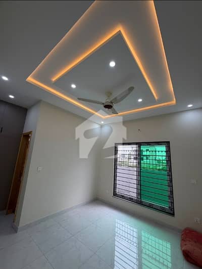 Brand New 5 Marla Complete House Available For Sale On Prime Location And Reasonable Price Brand New 5 Marla Complete House Available For Sale On Prime Location And Reasonable Price
