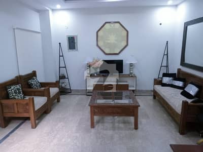 8 Marla Building For SALE In Central Park Housing Soceity, Lahore