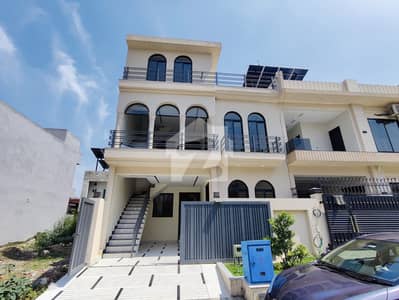 Double Unit 5 Marla House 2.50Cr - F Block, Sector B17 Islamabad Double Unit 5 Marla House 2.50Cr - F Block, Sector B17 Islamabad