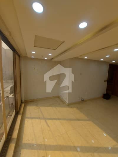 ڈی ایچ اے فیز 4 - بلاک ڈبل اے فیز 4,ڈیفنس (ڈی ایچ اے),لاہور میں 2 مرلہ Studio دفتر 20.0 ہزار میں کرایہ پر دستیاب ہے۔ ڈی ایچ اے فیز 4 - بلاک ڈبل اے فیز 4,ڈیفنس (ڈی ایچ اے),لاہور میں 2 مرلہ Studio دفتر 20.0 ہزار میں کرایہ پر دستیاب ہے۔