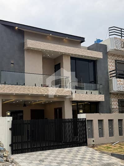 8 MARLEY HOUSE FOR SALE IN MPCHS B-17 ISLAMABAD 8 MARLEY HOUSE FOR SALE IN MPCHS B-17 ISLAMABAD