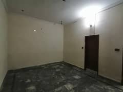 ایل ڈی اے ایوینیو لاہور میں 4 کمروں کا 5 مرلہ مکان 85.0 ہزار میں کرایہ پر دستیاب ہے۔