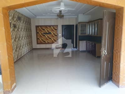 10 Marla Ground Portion Available For Rent