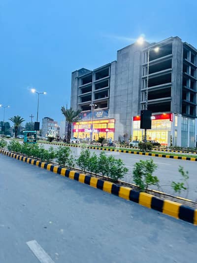 10 MARLA JADE BLOCK PLOT FRIST BLOCK OF PARK VIEW CITY