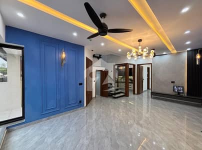5 Marla Lavish House For Rent In Park View City Lahore | For Discounted Price And Original Pictures Download The App "Signature Lands".