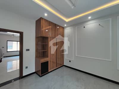 10 Marla Upper Portion For Rent In Neelam Block 10 Marla Upper Portion For Rent In Neelam Block