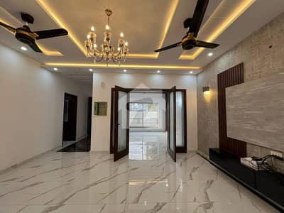 A Block 10 Marla Upper Portion Available For Rent