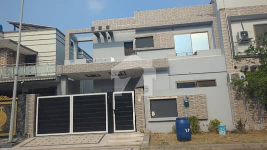 10 Marla almost new house available for rent citi housing Sialkot A block