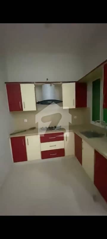 2bed dd for rent pechs blok 2 near by ilma Iqbal road