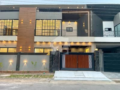 5.5 Marla Beautiful Luxury House For Sale In Buch Vilas Multan