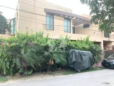 ڈی ایچ اے فیز 1 ڈیفنس (ڈی ایچ اے),لاہور میں 3 کمروں کا 10 مرلہ مکان 1.5 لاکھ میں کرایہ پر دستیاب ہے۔