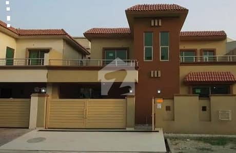 10 MARLA 3 BEDROOM HOUSE AVAILABLE FOR SALE 10 MARLA 3 BEDROOM HOUSE AVAILABLE FOR SALE