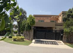14 Marla Corner Slightly Used Modern Design Most Beautiful Well Maintained Double Unit Bungalow For Sale At Prime Location Of DHA Lahore Near To Park Masjid Commercial Market. 14 Marla Corner Slightly Used Modern Design Most Beautiful Well Maintained Double Unit Bungalow For Sale At Prime Location Of DHA Lahore Near To Park Masjid Commercial Market.
