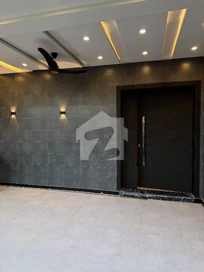 10 MARLA HOUSE FOR SALE IN B -17 ISLAMABAD