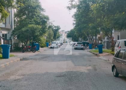 Bahria Enclave Islamabad Sector B1 5 Marla Develop Plot For Sale Close to Masjid Park And Bicun house school