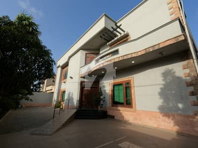 780 Square Yards House Available In Zamzama Commercial Area For Sale