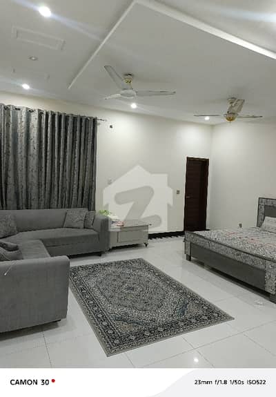10 Marla Brand New Upper Portion Near College Road