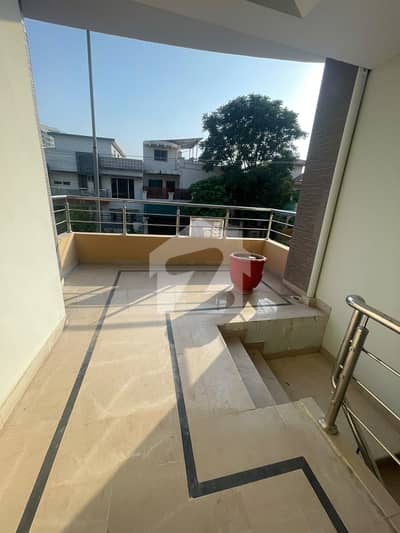Upper Portion for rent