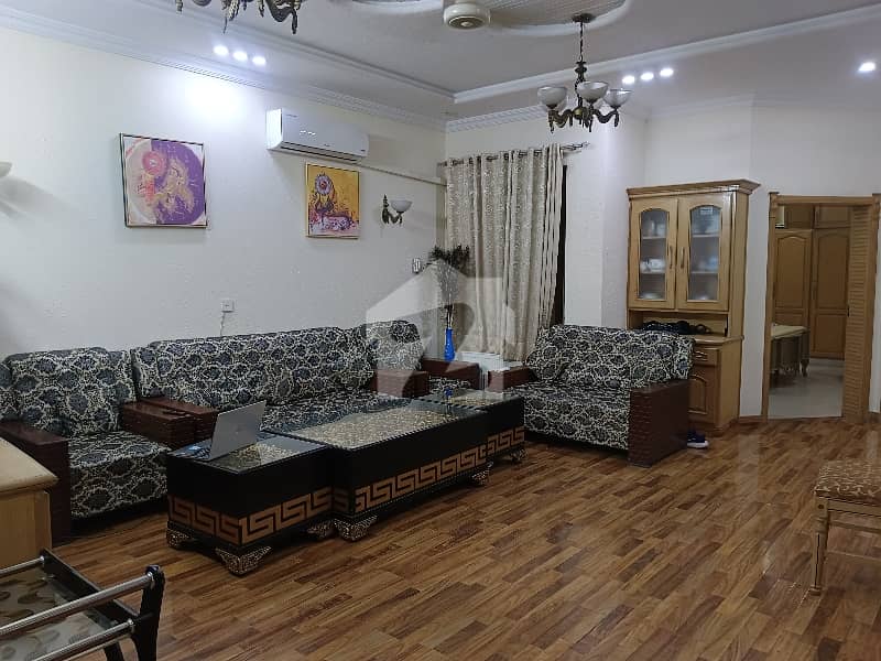 بحریہ ٹاؤن فیز 3 بحریہ ٹاؤن راولپنڈی,راولپنڈی میں 5 کمروں کا 10 مرلہ مکان 4.75 کروڑ میں برائے فروخت۔ بحریہ ٹاؤن فیز 3 بحریہ ٹاؤن راولپنڈی,راولپنڈی میں 5 کمروں کا 10 مرلہ مکان 4.75 کروڑ میں برائے فروخت۔