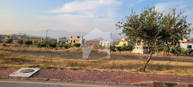 2 Kanal Boulevard Plot For Sale in Bahria Enclave Islamabad Sector C | Possession Paid | Utility Charges Paid | Margalla View 2 Kanal Boulevard Plot For Sale in Bahria Enclave Islamabad Sector C | Possession Paid | Utility Charges Paid | Margalla View