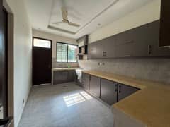 F-10 New Upper Portion 666 SQY Excellent And Modern Fittings, Wooden Flooring Proper 4 Bedrooms, 4 Attached Bathrooms