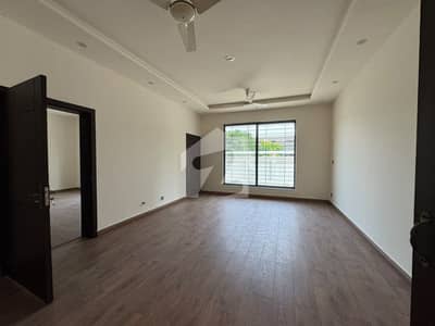 F-10 New Upper Portion 666 SQY Excellent And Modern Fittings, Wooden Flooring Proper 4 Bedrooms, 4 Attached Bathrooms