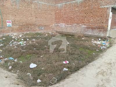 کشمیر پورہ گجرات میں 5 مرلہ رہائشی پلاٹ 35.0 لاکھ میں برائے فروخت۔ کشمیر پورہ گجرات میں 5 مرلہ رہائشی پلاٹ 35.0 لاکھ میں برائے فروخت۔