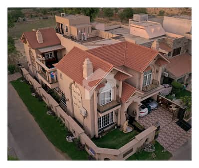 1 kanal brand new solid house owner build corner house 6 bed tile flooring Best for families resident 1 kanal brand new solid house owner build corner house 6 bed tile flooring Best for families resident