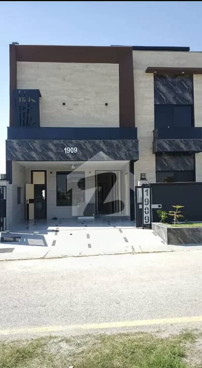 10 Marla Brand New Luxury House In Dha Phase 7