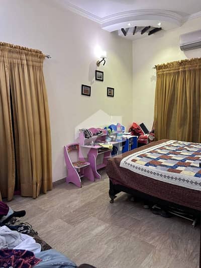 10 Marla Duble story House for sale  G block Sabzazar scheme Lahore