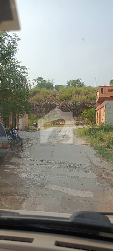 10 Marla Plot For Sale In Sec 3 Investor Price Gharro Ke Sath Jurwa Location Pe Waaqai