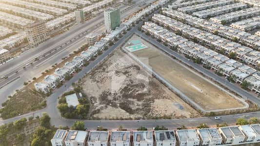 140 Sq Yd Semi-Corner Park Facing Plot For Sale in Bahria Town Karachi. Prime Location | Ideal for Residence or Investment.