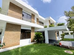 Newly renovated house for rent in F-8 Newly renovated house for rent in F-8