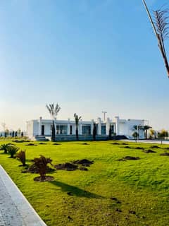 Kanal Farmhouse For Sale In Lahore Greens | 2 Bedrooms | Swimming Pool | Demand: 5.70 Crore PKR"