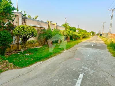 Luxury 5-Kanal Farm House For Sale Bedian Road | 3 Bed, 4 Bath | Prime Location** Luxury 5-Kanal Farm House For Sale Bedian Road | 3 Bed, 4 Bath | Prime Location**