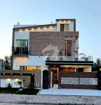 بحریہ ٹاؤن ۔ غزنوی بلاک بحریہ ٹاؤن ۔ سیکٹر ایف,بحریہ ٹاؤن,لاہور میں 5 کمروں کا 10 مرلہ مکان 3.8 کروڑ میں برائے فروخت۔ بحریہ ٹاؤن ۔ غزنوی بلاک بحریہ ٹاؤن ۔ سیکٹر ایف,بحریہ ٹاؤن,لاہور میں 5 کمروں کا 10 مرلہ مکان 3.8 کروڑ میں برائے فروخت۔