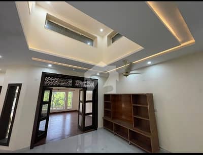 بحریہ انکلیو بحریہ ٹاؤن,اسلام آباد میں 5 کمروں کا 10 مرلہ مکان 1.5 لاکھ میں کرایہ پر دستیاب ہے۔ بحریہ انکلیو بحریہ ٹاؤن,اسلام آباد میں 5 کمروں کا 10 مرلہ مکان 1.5 لاکھ میں کرایہ پر دستیاب ہے۔