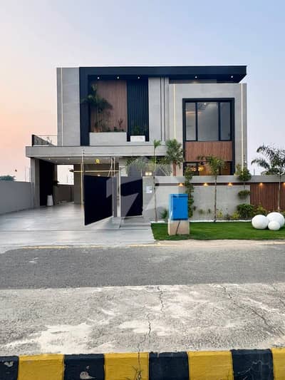 10 MARLA ULTRA MODERN LUXURY BUNGALOW FULL BASEMENT FOR SALE DHA PHASE 5 L BLOCK YOUR DREAM ADDRESS