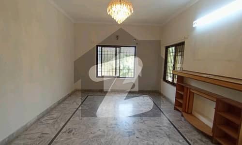Upper Portion For Rent In I-8/2 Islamabad
