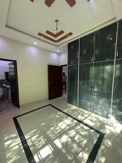 5 MARLA SECOND FLOOR AVAILABLE FOR RENT