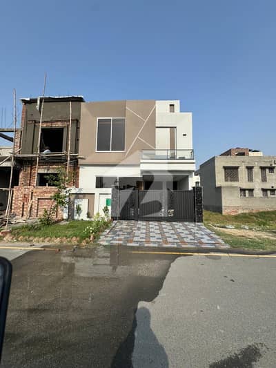 Well-constructed House Available For sale In Bahria Orchard Phase 2
