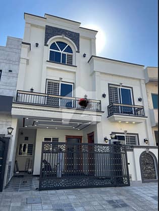 8 marla brandnew house available for sale in G-14/4 Islamabad