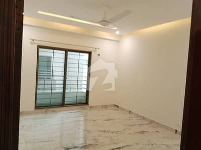 10 Marla 3 Bed Brand New Apartment Available For Sale Askari 11 Sec D, Lahore