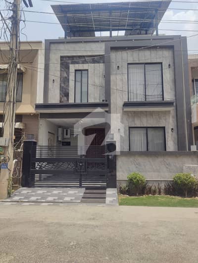 5 Marla Corner House For Sale Lake City Meadows (Near DHA Phase 5) 5 Marla Corner House For Sale Lake City Meadows (Near DHA Phase 5)